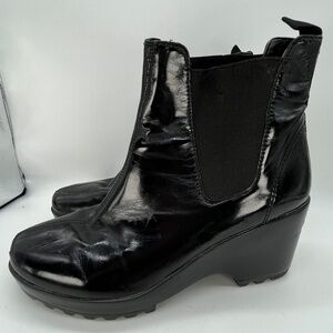 Rockport Hydro-Shield Waterproof Black Traction Booties  6.5